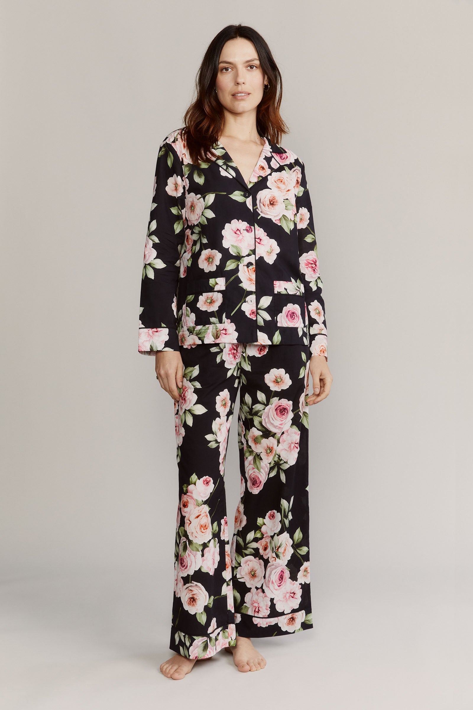Katro Cabbage Rose Black Cotton Pajamas