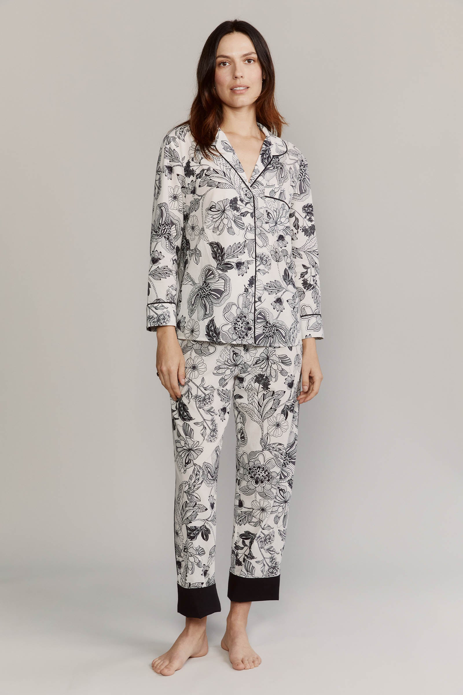 Broad Beach Front Cuffed Noire Floral 