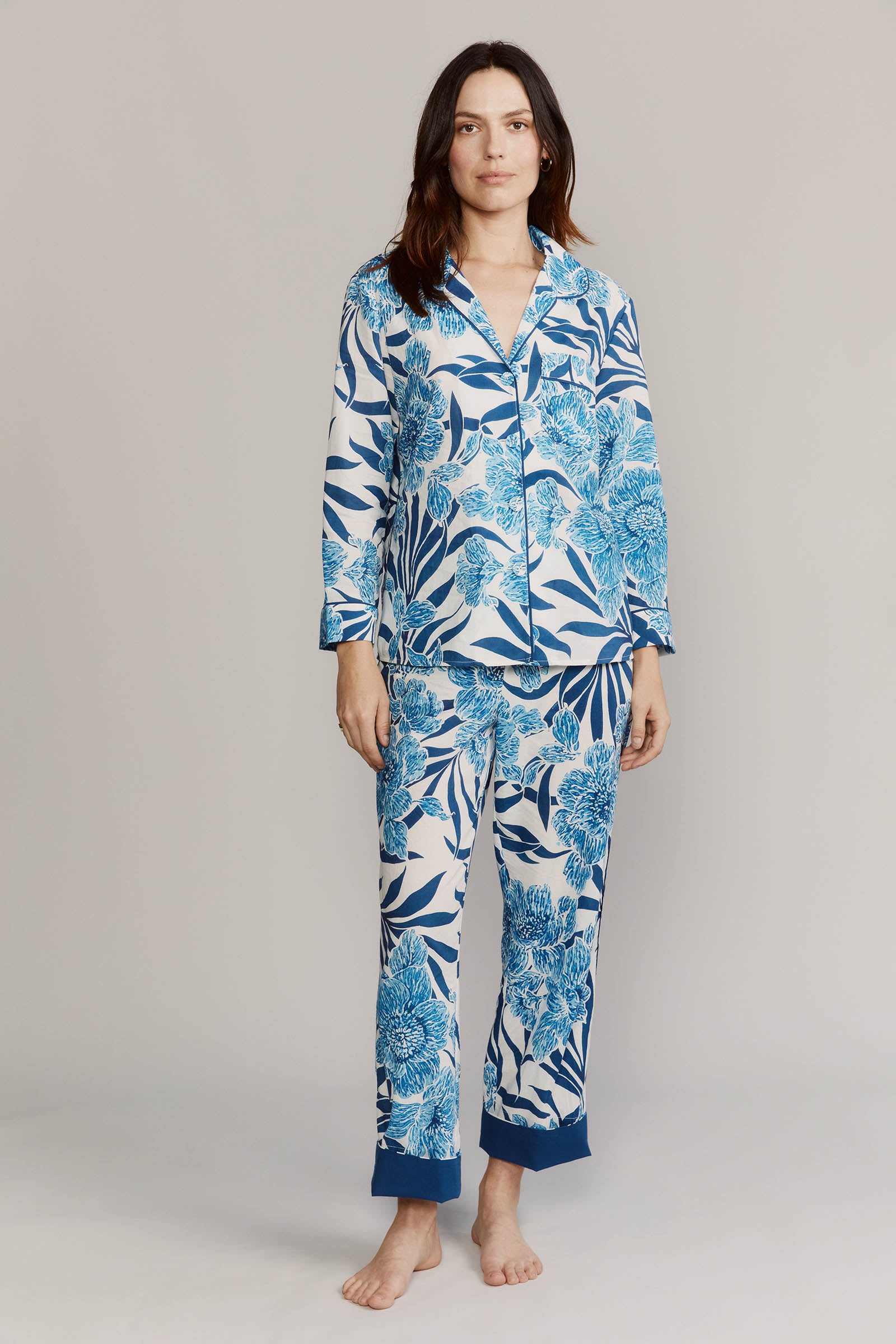 Broad Beach Front Cuffed Capri