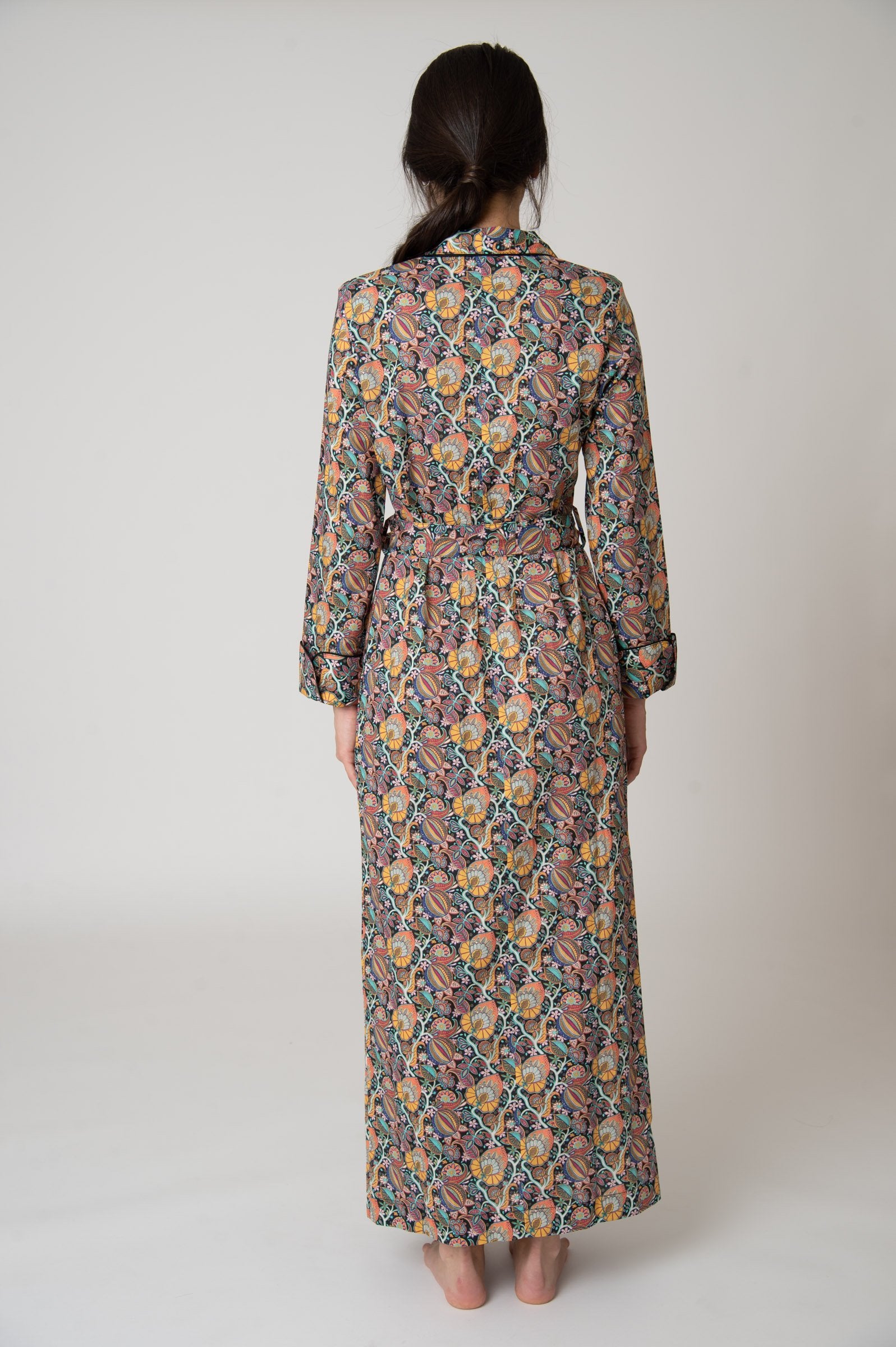 Katro Matador Robe Black Citronella Vine