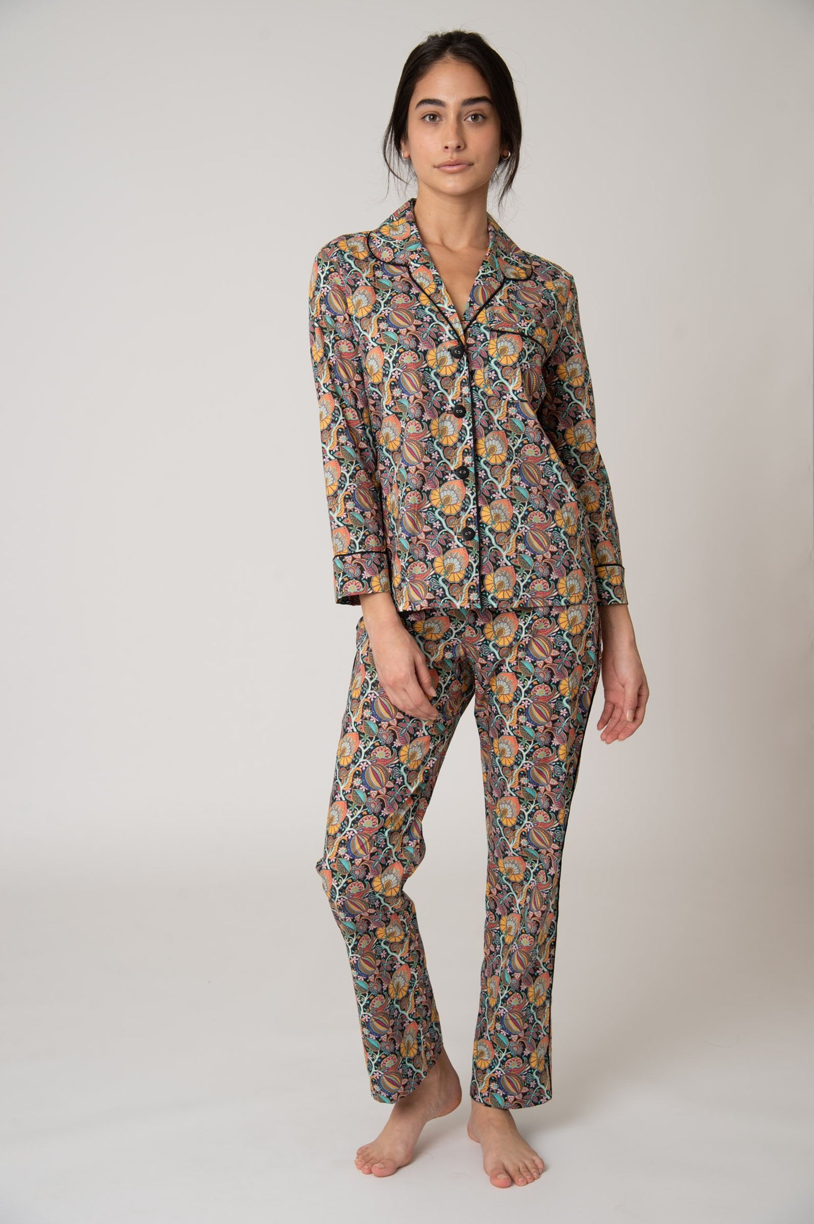 Katro Broad Beach Cotton Pajama Set Black Citronella Vine